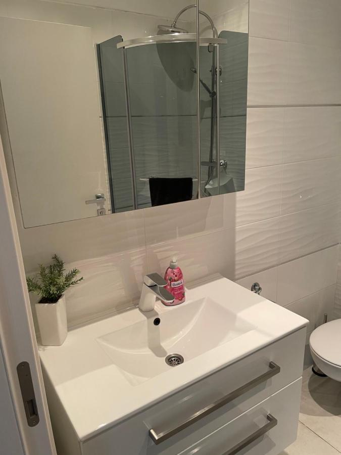 شقة Drenova Apartman غييكا المظهر الخارجي الصورة